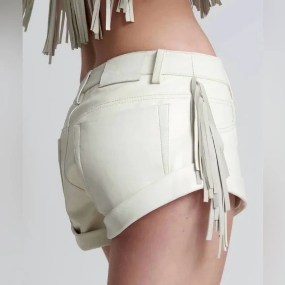 ONE TEASPOON chaos walking fringed leather bandit shorts in white size 8 - Picture 4 of 12